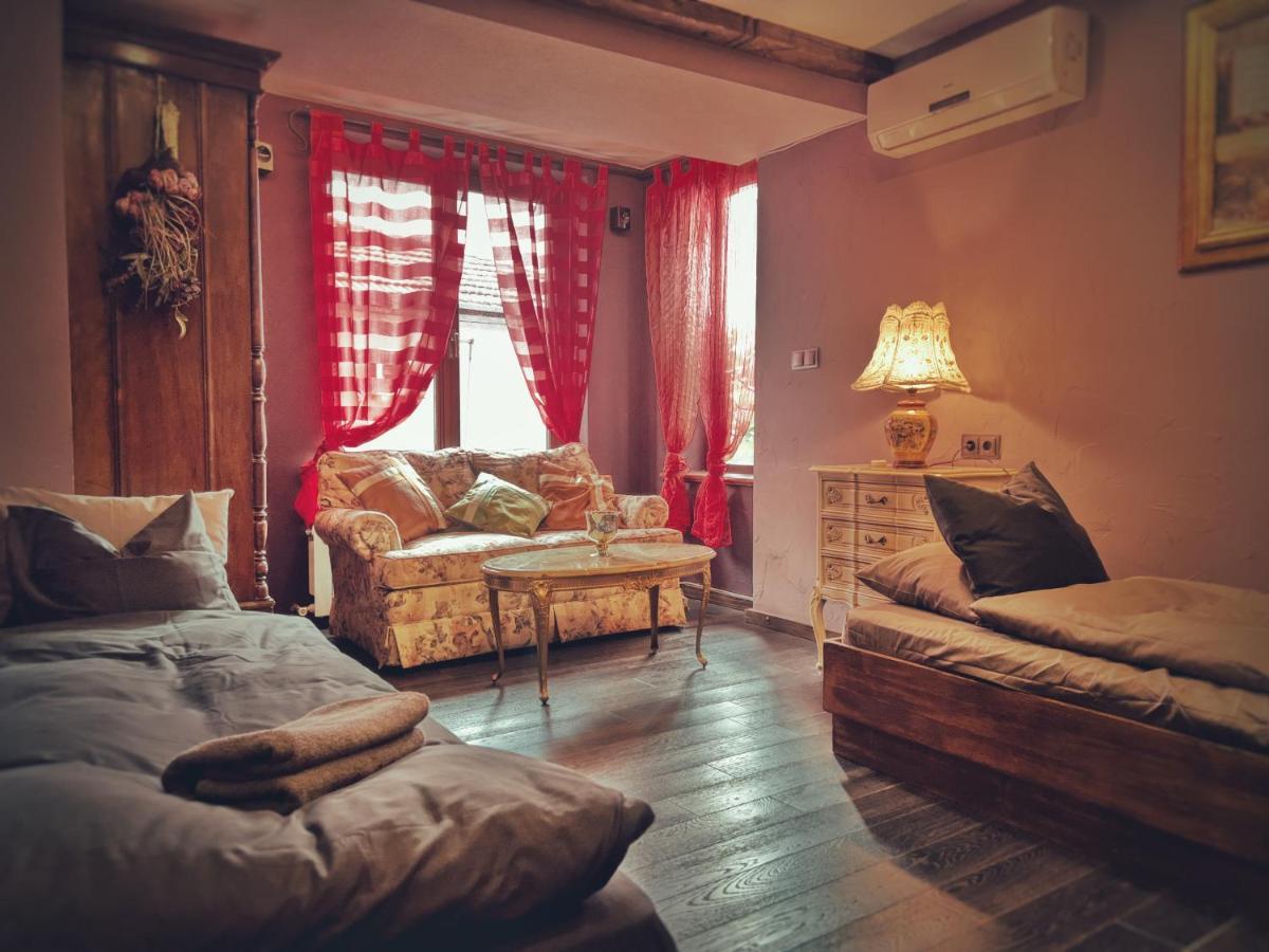 Тhe Bohemian Lodge-Entire House With Sauna Veliko Tarnovo Exterior photo